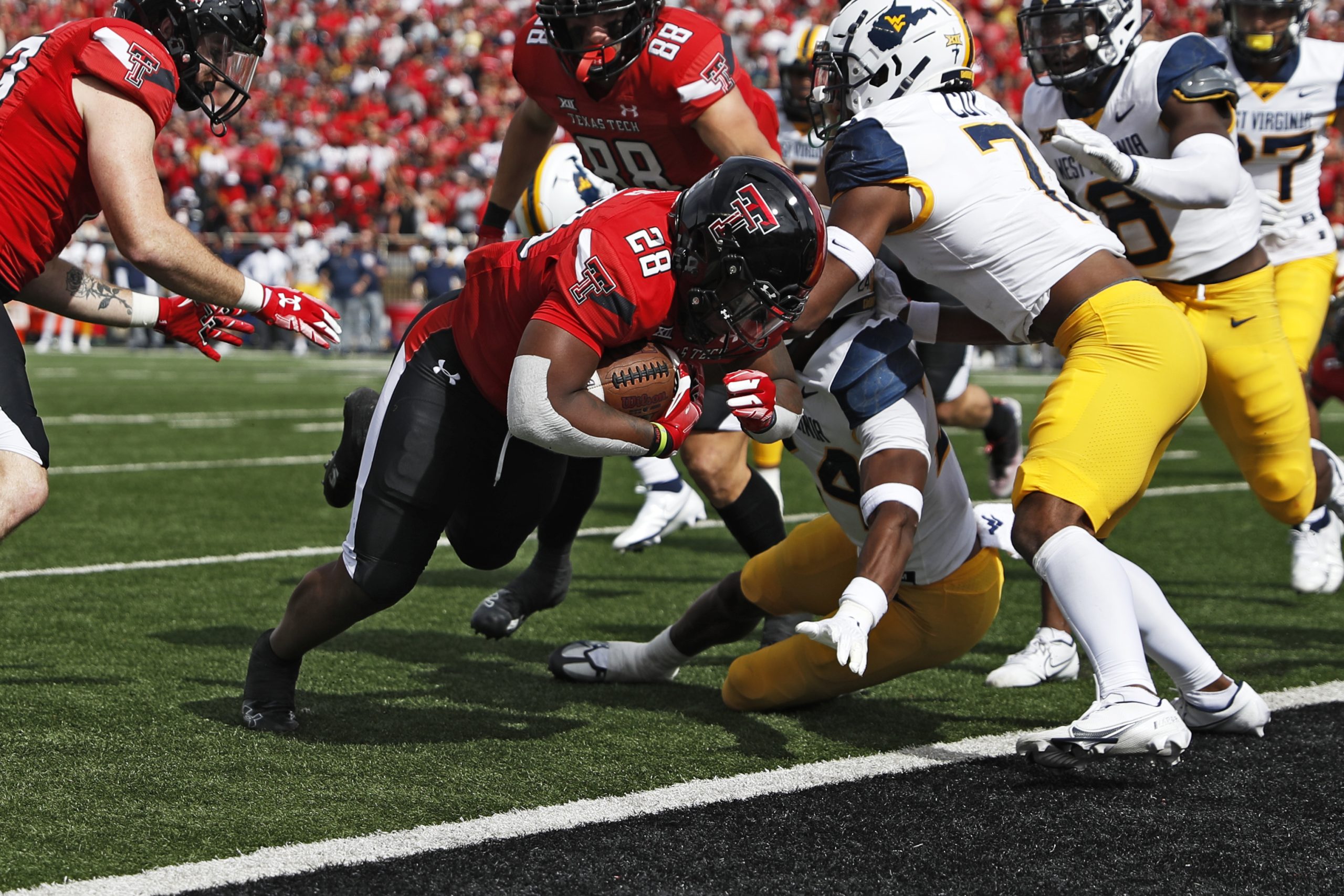 NOTEBOOK: WVU offense failed to lend any help to its defense in loss to Texas Tech